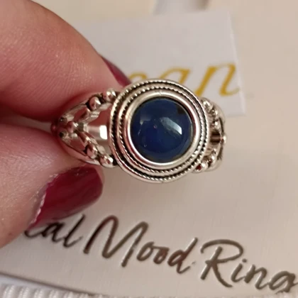 انگشتر جادویی