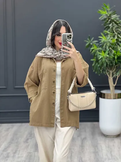 مانتو دو جیب بغل سه دکمه