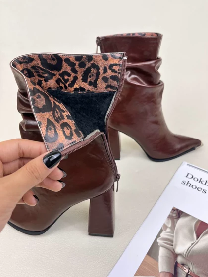 نیم بوت پاشنه‌دار زنانه پشت زیپ طرح چروک دار ژیوانشی GIVENCHY کد 1700