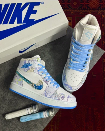 کتانی دراگون ساق‌دار