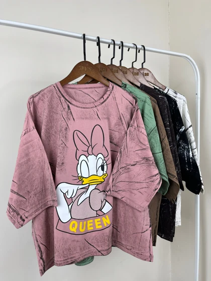 تیشرت باکسی Daisy Duck