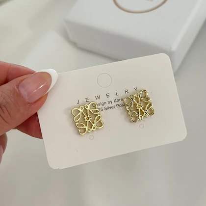 گوشواره زنانه لووه سایز کوچک کد 284