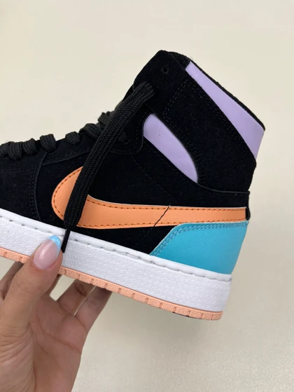 کتانی ساق‌دار زنانه نایک جردن 1 | کتانی ساق‌دار زنانه نایک جردن 1 nike jordan1 کد 912 کد 265