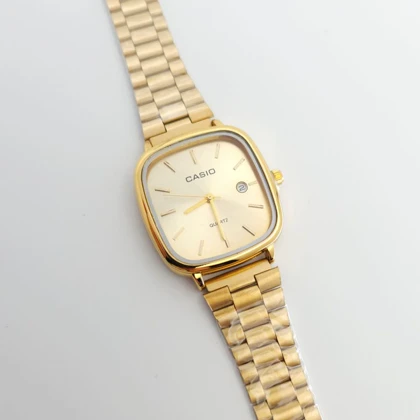 ساعت مچی مردانه کاسیو اولدمانی Casio با موتور کوارتز و تاریخ دار