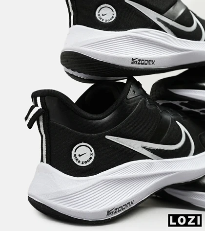 کفش کتانی مردانه مشکی سفید NIKE AIR zoomx