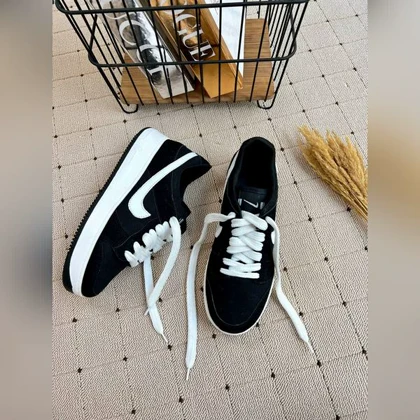 کتانی تیارا _ 1555