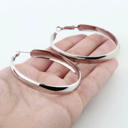 گوشواره زنانه حلقه‌ای مدل بیضی 8میل