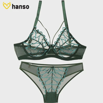 ست شورت و سوتین سبز توری فنردار ژینا طرح A