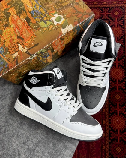 کتانی جردن وان ساق‌دار