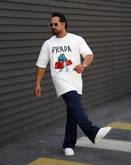 تیشرت برند PRADA