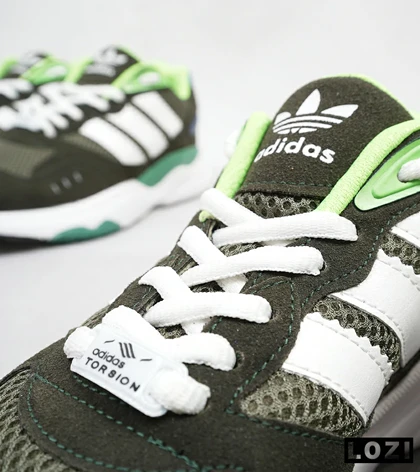 کفش کتانی مردانه سبز سفید ADIDAS torsion