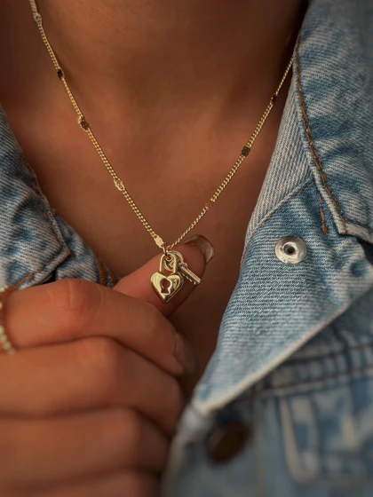گردنبند و انگشتر قلب