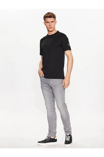 تیشرت مردانه calvin-klein