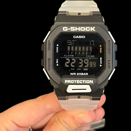 ساعت مچی اسپرت جیشاک GBD مشکی با بند یخی