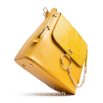 کوله پشتی زنانه چرم یلسان مدل آدرینا کد 055-GC