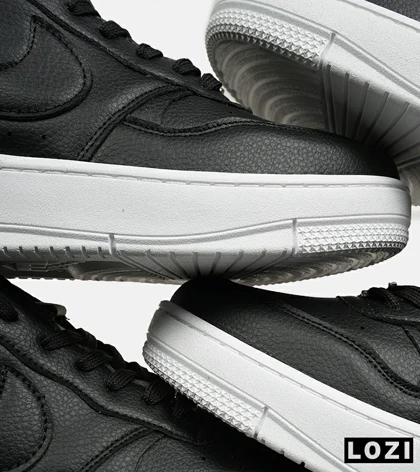 کفش مردانه و زنانه مشکی سفید Nike Gama Force Sail