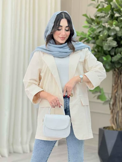 مانتو تک دکمه لیان