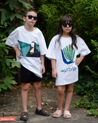 تیشرت سفید طاووس