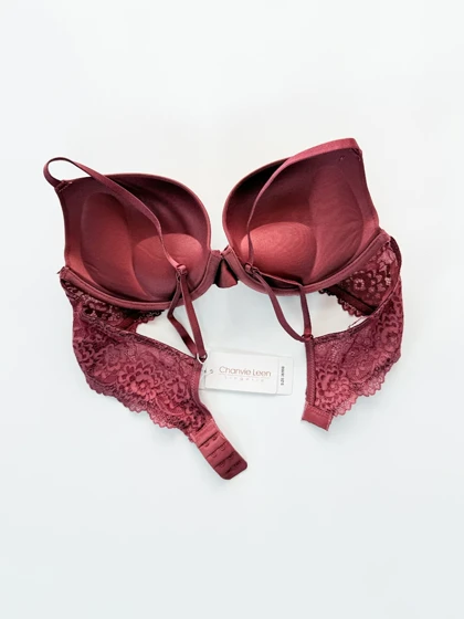 سوتین تک اسفنجی فنر دار کنار گیپور وسط نگین