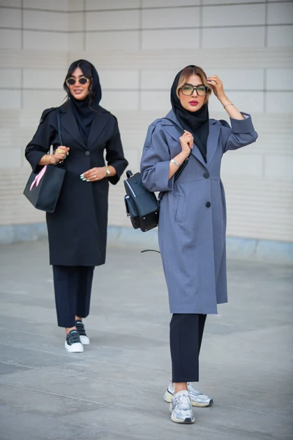 مانتو بزایاق بلند کمر چین‌دار