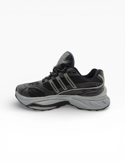 کفش روزانه مردانه آدیداس Adidas Ozweego M