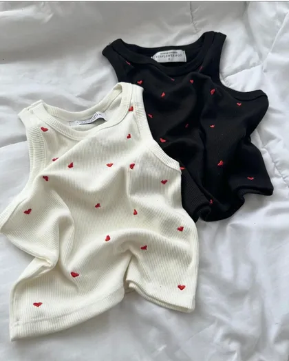 تاپ گلدوزی