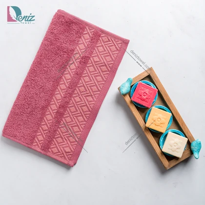 حوله دستی الماس رنگ عنابی