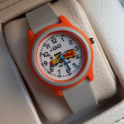 ساعت مچی بچگانه Q&Q ضد آب بند طوسی طرح قطار