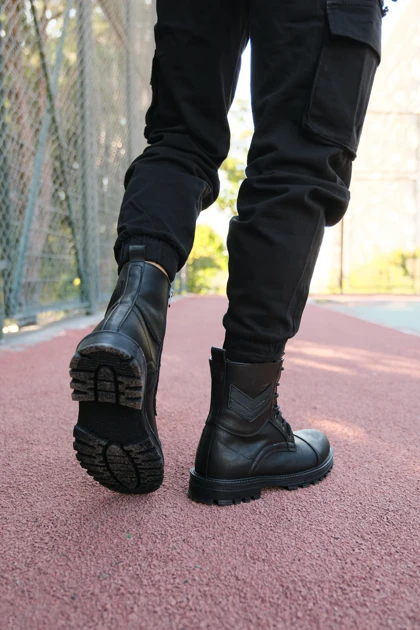 بوت و نیم بوت مردانه ریکان riccon