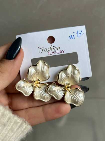 گوشواره میناکاری Mi17