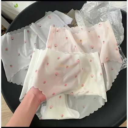شورت لیزری توت فرنگی