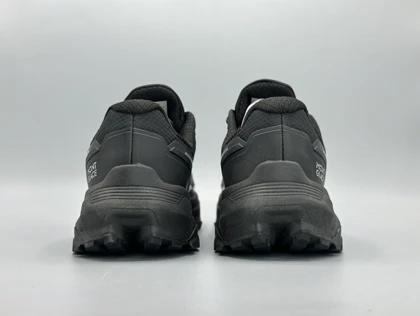 مونت گلیس کتانی آنتی ور مشکی نقره ای/Mont Glace Anti Wear