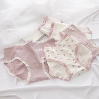 شورت صورتی قلبی ( سایز L)