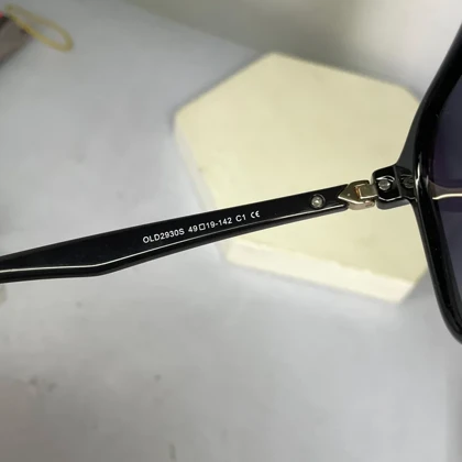 عینک دیوید بکهام مدل David Beckham old2930s اوتلت (دارای ایراد)