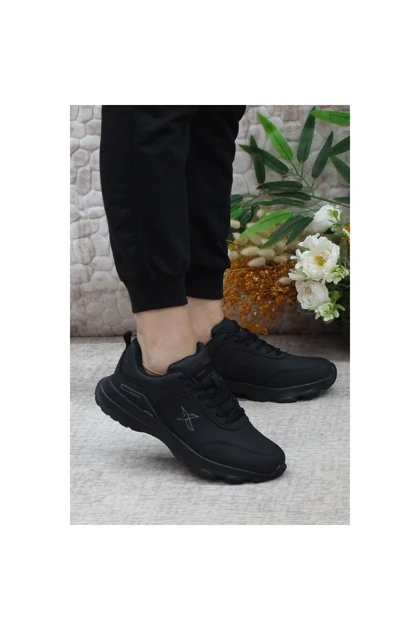 کتانی مردانه کینتیکس kinetix