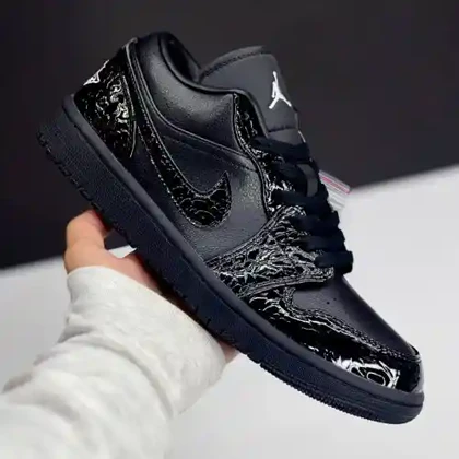 کفش نایک ایر جردن وان لو بلک کروک Nike Air Jordan 1 Low Black Croc