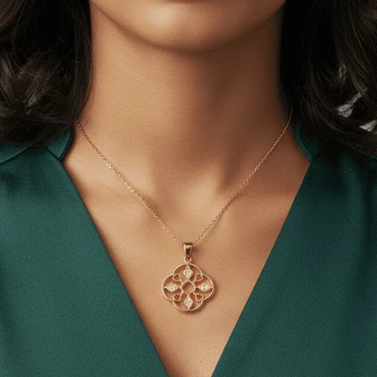 گردنبند زنانه طرح طلایی