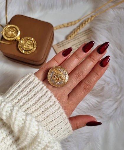 انگشتر طرح طلا ورساچه A12