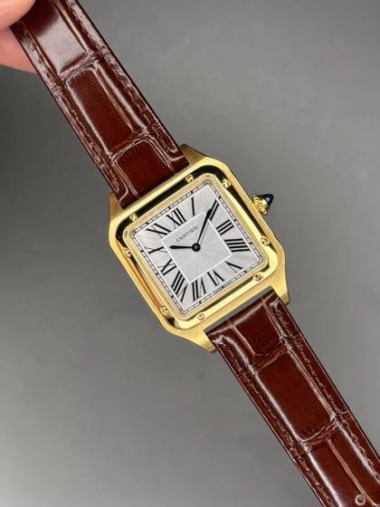 ساعت مچی کارتیه دومونت بند چرمی قهوه ای قاب طلایی Cartier