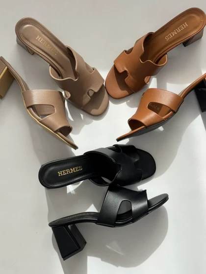 پاشنه هرمس لوشا 2448