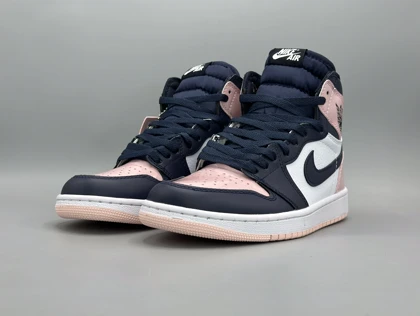 کتانی نایکی جردن 1 اتمسفر صورتی/Nike AJ1 MID Pink Atmospher