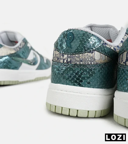 کفش کتانی مردانه و زنانه سبز سفید NIKE dunk low steam puppet مدل 7222