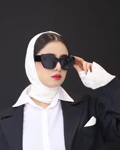 کت دیپلمات لیدی