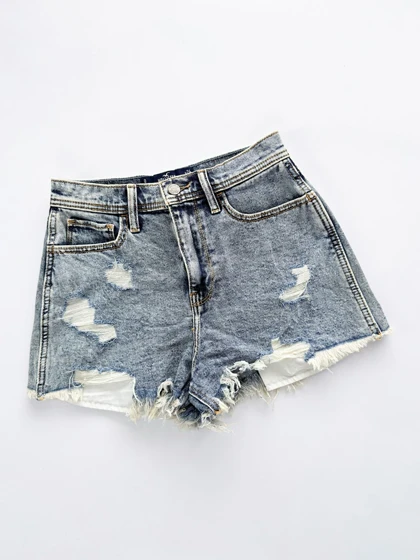 شورتک کوتاه جین زاپ‌دار پاچه ریش