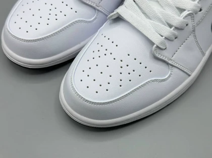کتانی نایکی جردن 1 لو ریورس پاندا/Nike J1 Low