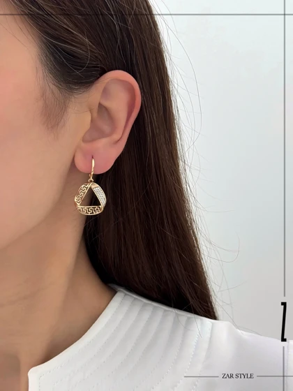 گوشواره آویز مثلثی ورساچه