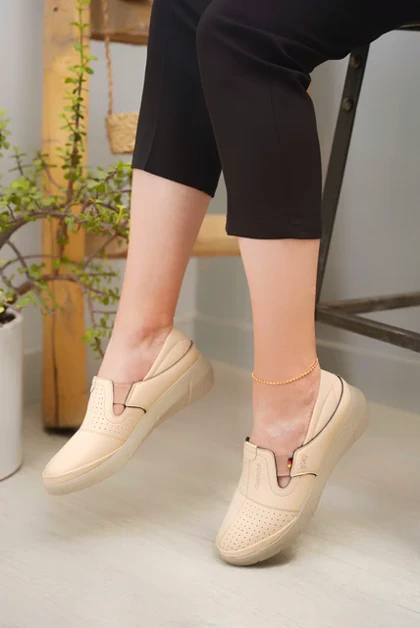 کفش طبی زنانه سرچ