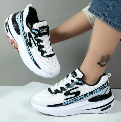 کتانی اسکیچرز زنانه اسپرت ورزشی Sketchers رنگ سفید آبی مشکی کد 0441121