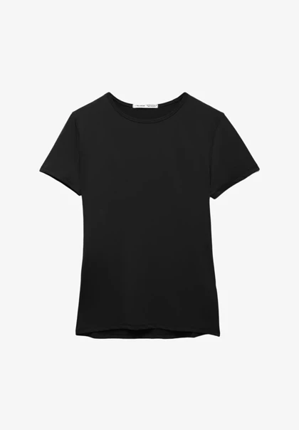 کراپ شرت پول اند بیر Pull & Bear