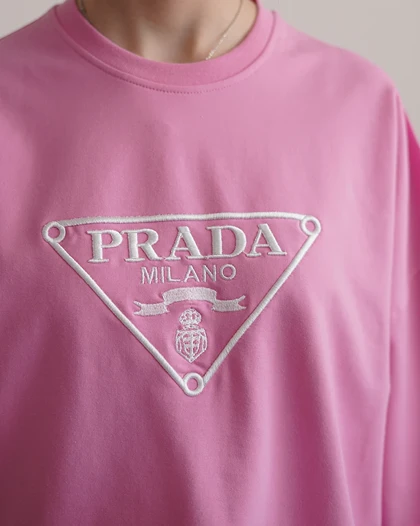 تیشرت باکسی prada2 | هیبا